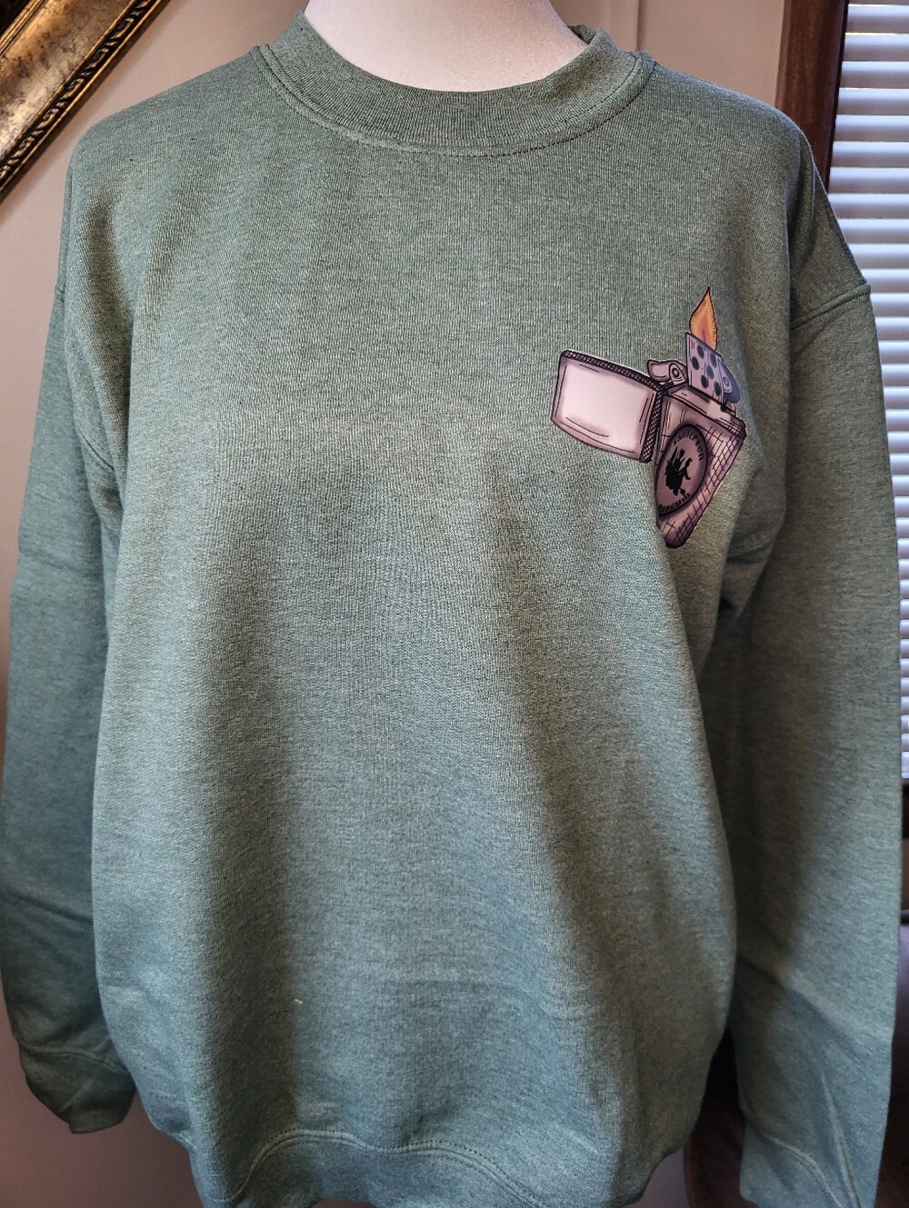 Woman's Crewneck